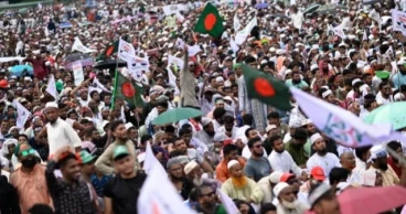 গণভোটসহ ৫ দাবিতে যমুনা অভিমুখে জামায়াতসহ ৮ দল