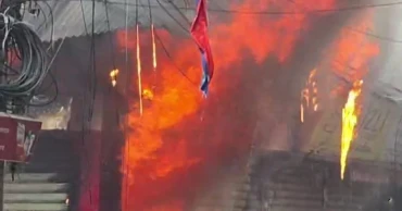 মাধবদীতে ভয়াবহ আগুনে পুড়ে গেল ৭ দোকান