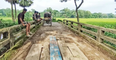 দেবিদ্বারে সেতু ভাঙা, কাঠের পাটাতন বিছিয়ে ৭ গ্রামের চলাচল