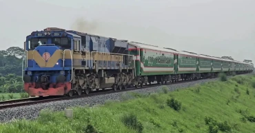 অধিকাংশ খালি আসন নিয়েই ফরিদপুর ছাড়ল স্পেশাল ট্রেন