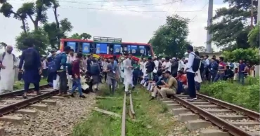 কোটা সংস্কার দাবিতে সীতাকুণ্ডে সড়ক-রেলপথ অবরোধ, ৬০ কিলোমিটার যানজট