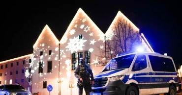 At least 2 dead, 60 injured as car plows into German Christmas market in suspected attack