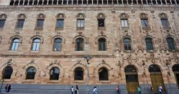 Mexico halts postal shipments to US amid tariff uncertainty