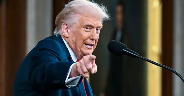 Trump warns Iran developing missiles that could threaten Europe