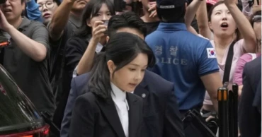 South Korean prosecutors move to arrest jailed ex-President Yoon’s wife