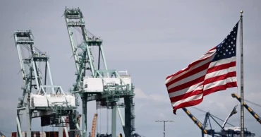 U.S. monthly trade deficit hits lowest level since 2009
