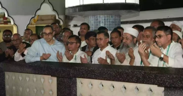 Tarique visits shrines of Shahjalal, Shah Paran; offers prayers