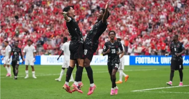 David's hat trick powers Canada to historic 6-0 World Cup win