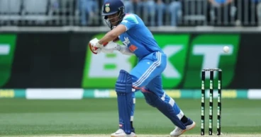 Australia opts to bowl first against India in Perth ODI