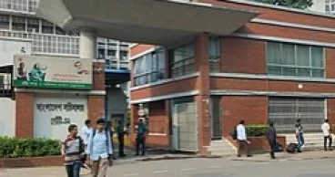 Visitors banned from entering secretariat on Mondays, Thursdays