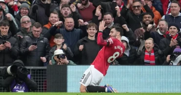 Man United make it four straight wins under Carrick; Arsenal go nine points clear