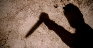 Two policemen stabbed by ‘muggers’ in Dhaka; two arrested