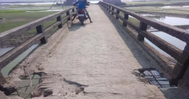 Bridge of Risk: Sunamganj’s villagers still rely on abandoned structure