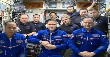 US-Russian crew starts 8-month mission on the ISS