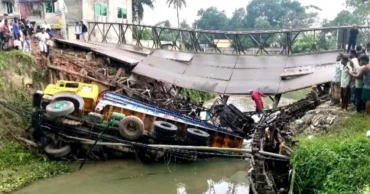 Bailey bridge collapses in Gopalganj; 4 injured