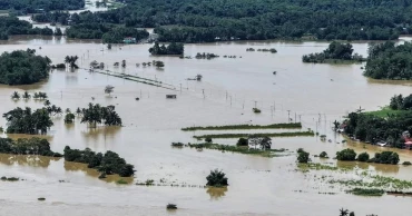 Tropical storm kills seven in the Philippines, thousands displaced