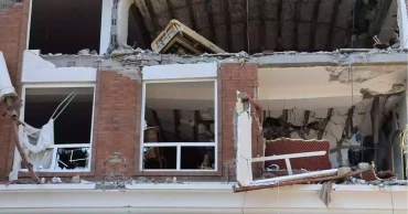 Blast in Iran port city kills 1, wounds 14 before Strait of Hormuz naval drill