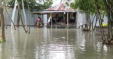 Low-lying areas flooded in Lalmonirhat as Teesta swells