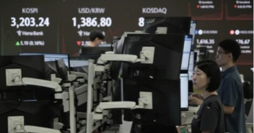 Wall Street Looks Set for Small Gains as Trump’s Tariffs Start