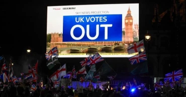 British PM revives Brexit debate, leaves door open to EU membership