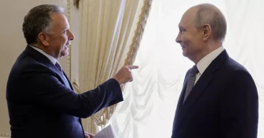 Putin agrees to resume three-way talks on Ukraine war