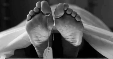 Mother, daughter killed as train hits autorickshaw in Ctg