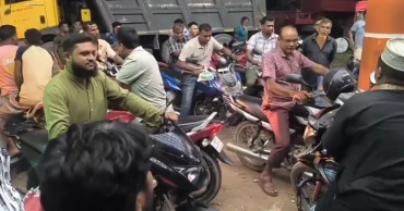 Fuel price hike triggers rush at Lalmonirhat pumps