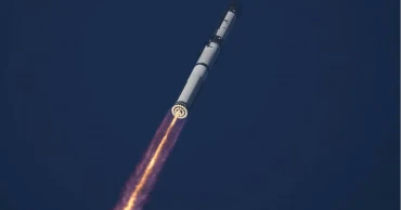 SpaceX launches Starship on 13th test flight, deploys advanced Starlink Satellites