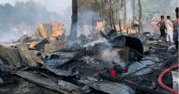Eleven houses gutted in fire at Teknaf