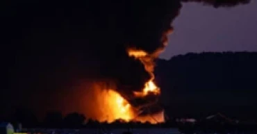 Seven killed as UPS Cargo Plane explodes in massive fireball at Kentucky Airport