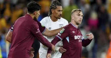 Bowen apologizes after heated exchange with West Ham fans following League Cup defeat