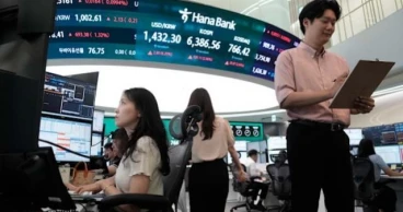 Asian shares mixed after Wall Street rally, oil prices rebound