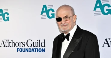 Robert Caro, Salman Rushdie, Sandra Cisneros recognised by the Authors Guild