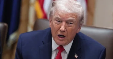 Trump orders reopening of Venezuela commercial airspace, signals travel resumption