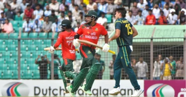 Zampa and debutant Davies share six as Australia bowl out Bangladesh for 131