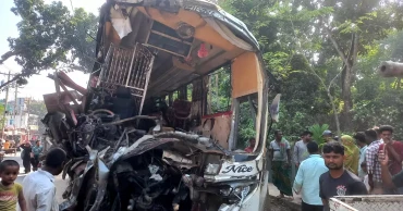 5 Shariatpur traders among 14 killed in Natore road crash