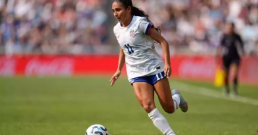 Chelsea sign Alyssa Thompson in record women’s soccer transfer