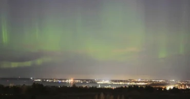 One Tech Tip: How to use your smartphone to photograph the Northern Lights