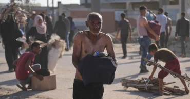 UN says 47 wounded in Gaza as crowd overwhelms controversial aid hub