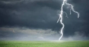 Lightning kills 2 in Kushtia