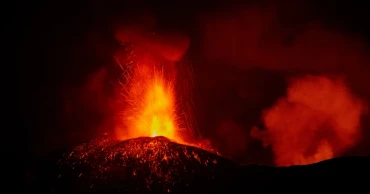 Sicily's busiest airport closed for 5th day as Mount Etna ash persists
