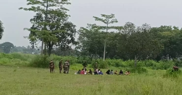 BSF attempt to push 20 people into Bangladesh foiled by BGB at Chapainawabganj border
