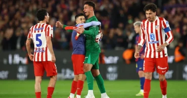 Atletico reach Copa del Rey final despite 3-0 loss to Barcelona