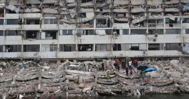 Aftershock shakes Venezuela quake zone as rescuers race against time