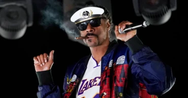 Taylor Swift, Kendrick Lamar and Simone Biles are winners at the Webby Awards