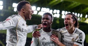 Mbappé brace lifts Real Madrid to La Liga top with 2-0 win at Villarreal