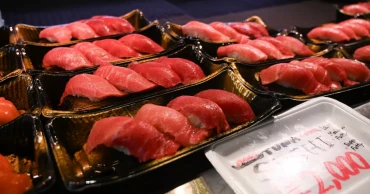 A machine using ultrasound and AI can gauge the fattiness of a tuna fish