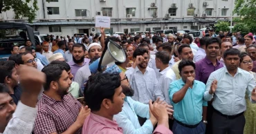 Govt employees continue protests, disrupting activities at Secretariat