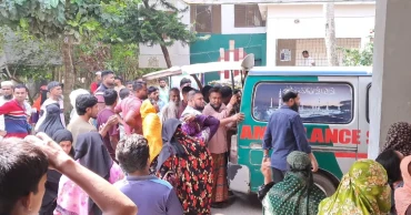 Couple killed in Munshiganj road crash