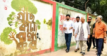 Chief Adviser visits DU campus to see graffiti drawn by youths